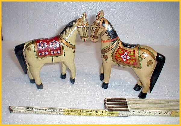 2er Set Bemalte Holz Pferde Retro Style Holzpferd Deko Pferd