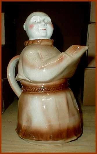 Porzellan Figur Kanne Figurenkanne Teekanne Sammelkanne Hund cp002-20