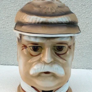 Porzellan Bierkrug Sammlerkrug Figurenkrug Studentenkrug Graf Otto von Bismarck